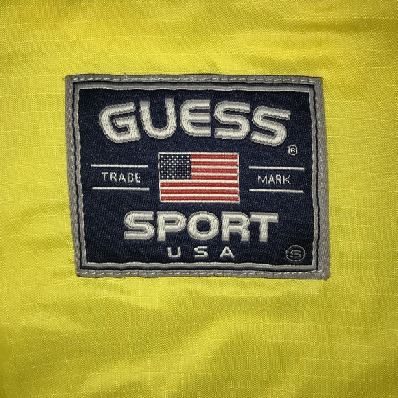 Guess Sport Windbreaker/Rain Jacket - Picture 3 of 4
